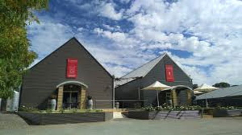 Leasingham - Attractions Melbourne 1