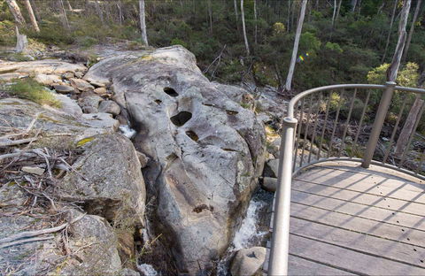 Myanba Gorge Lookout - Attractions Melbourne 0