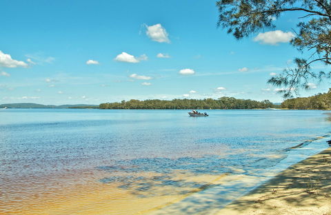 Northern Broadwater Picnic Area - Attractions Melbourne 0