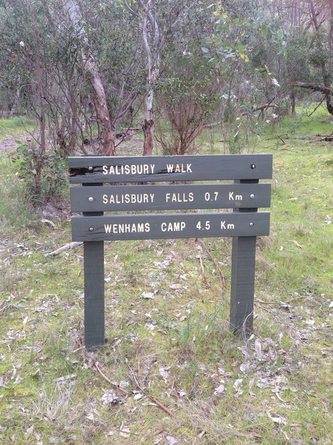 Salisbury Falls Walk - Attractions Melbourne 0