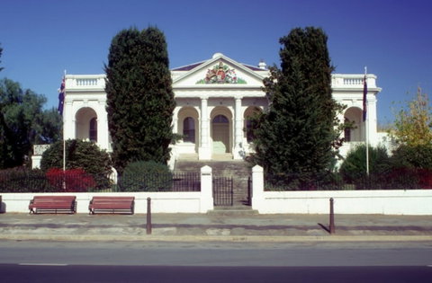 The Yass Courthouse - Attractions Melbourne 2