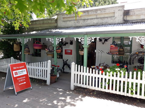 Zambezi Crafts - Attractions Melbourne 0