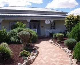 Absaloms Gallery - Attractions Melbourne 1