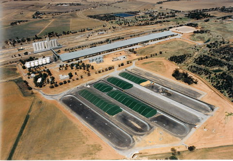 Co-operative Bulk Handling (CBH) Wheat Storage And Transfer Depot - Attractions Melbourne 0