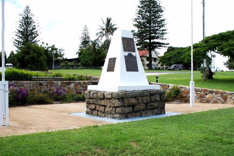 Dunwich War Memorial - Attractions Melbourne 0