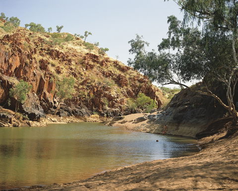 Halls Creek - Attractions Melbourne 2