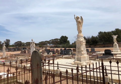 Kadina Cemetery - Attractions Melbourne 1