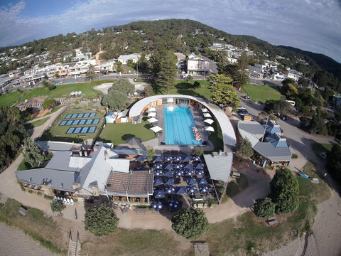 Lorne Sea Baths - Attractions Melbourne 1