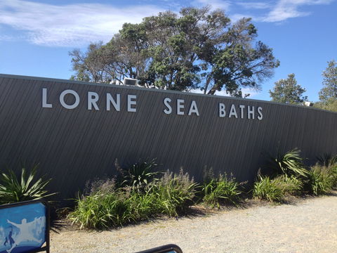 Lorne Sea Baths - Attractions Melbourne 2
