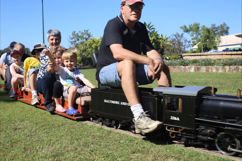 Melsa - Attractions Melbourne 2