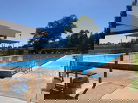 Molong Swimming Pool