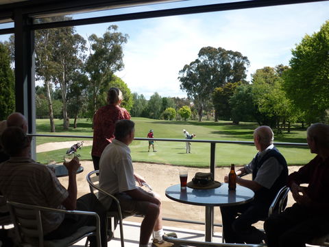 Queanbeyan Golf Club - Attractions Melbourne 0