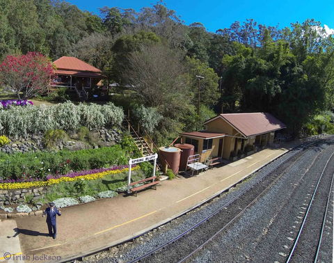 Spring Bluff Railway Station - Attractions Melbourne 0