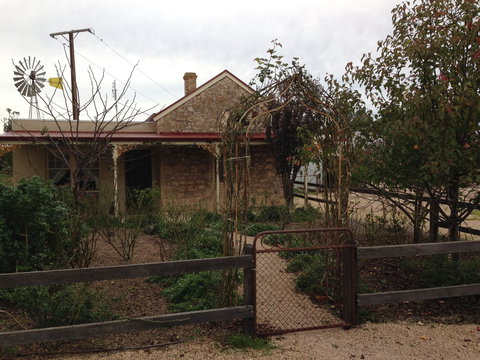 Weetulta - Attractions Melbourne 0