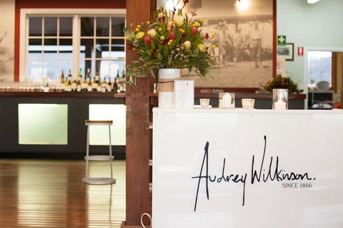 Audrey Wilkinson Vineyard: Picnic With Wine Masterclass Tasting - Attractions Melbourne 4