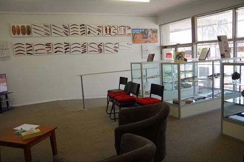 Dharriwaa Elders Group Exhibition Centre - Attractions Melbourne 2