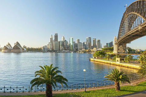 Sydney Airport Transfers : Sydney Airport SYD To Sydney City In Luxury Van - Attractions Melbourne 1