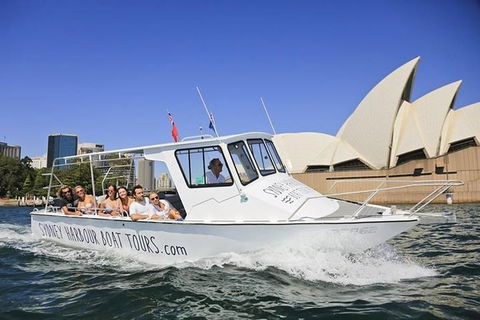 Sydney Icons, Bays & Beaches Boat Tour With 2 Guided Stops - Attractions Melbourne 4