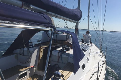 Gold Coast Sailing Cruise With Sparkling Wine & Nibbles Platter - Attractions Melbourne 4