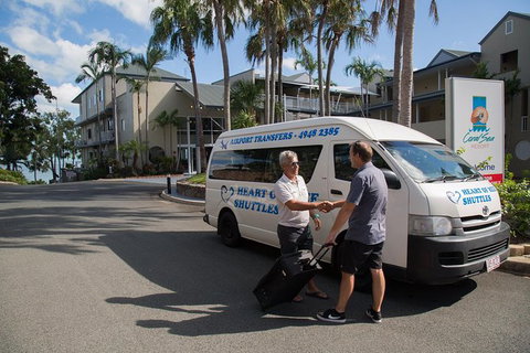 Airport Transfers - One Way Share Shuttle Service - Attractions Melbourne 2
