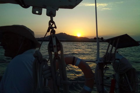 Sailing Boat Overnight Live Aboard Experience Townsville - Attractions Melbourne 1
