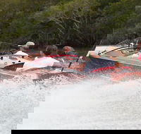 Noosa River Cruise for 2 people on a Classic Mahogany Speed Boat - 90 min. - Attractions Melbourne
