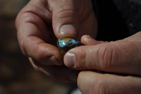 4-Day Jewels Of The Outback Gemstone Hunting Tour From Brisbane - Attractions Melbourne 1