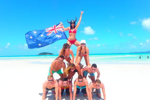 2Day 2Night Sail, Snorkel & SUP Adventure Whitsundays Double - Attractions Melbourne 15