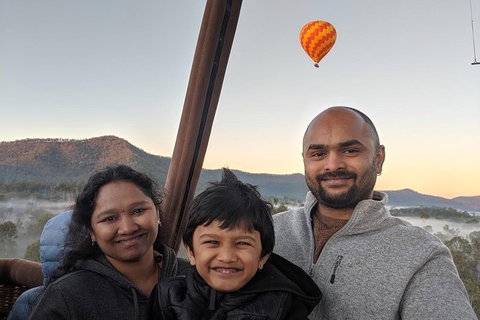 Hot Air Ballooning Brisbane Including Canungra Vineyards Breakfast - Attractions Melbourne 4