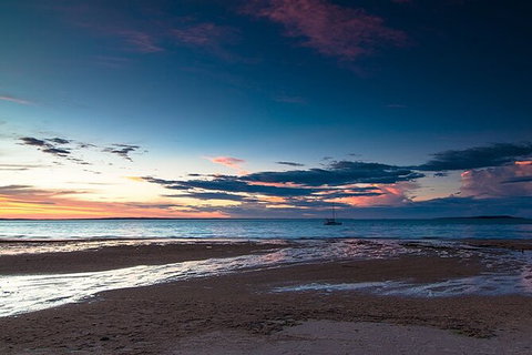 Bareboat Hire - Cattitude 7 Nights - Attractions Melbourne 1