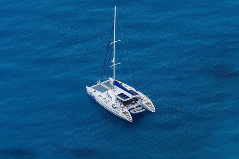 Bareboat Hire - Indigo 5 Night Hire - Attractions Melbourne 1