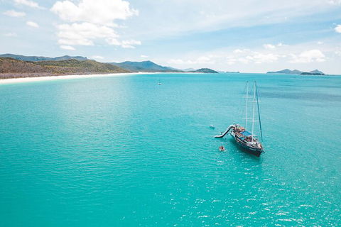 Day Sail The Whitsunday Islands On Atlantic Clipper From Airlie Beach - Attractions Melbourne 4