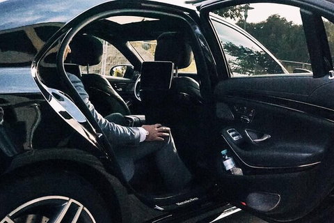 Arrival Private Transfers From Gold Coast Airport OOL To Gold Coast City - Attractions Melbourne 2