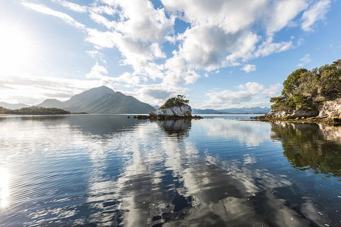 Southwest Tasmania Wilderness Experience: Fly Cruise And Walk Including Lunch - Attractions Melbourne 1