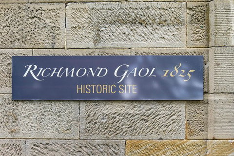 Cruise Ship Special From Hobart: Richmond And Bonorong Wildlife Park Shuttle - Attractions Melbourne 6