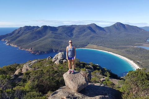 4-Day Fabulous Tasmania Tour: Wineglass Bay, Port Arthur, Devils & Bruny Island - Attractions Melbourne 0