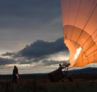 Private Sunrise Balloon Flight over the Yarra Valley with Breakfast - Attractions Melbourne