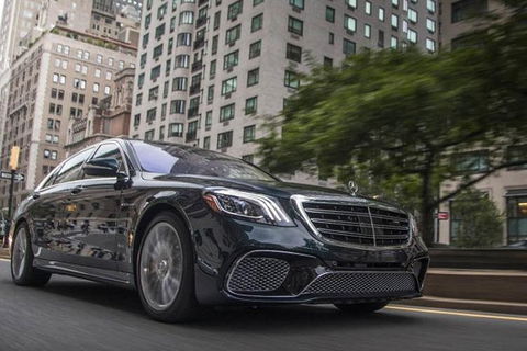 Luxury Chauffeur Car Melbourne Airport To CBD (Sedan) - Attractions Melbourne 3