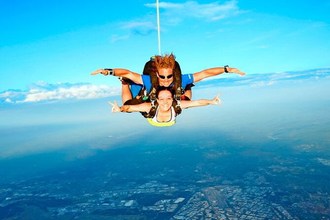 Skydive Over Perth City 14000ft - Attractions Melbourne 1