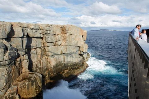 Discover Torndirrup National Park: The Gap & Natural Wonders Tour - Attractions Melbourne 2