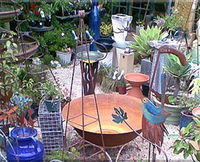 Leaf  Stone Garden Gallery