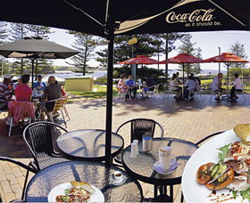 The Beach And Bush Gallery And Cafe - Attractions Melbourne 0
