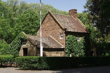 Cooks' Cottage - Attractions Melbourne 0