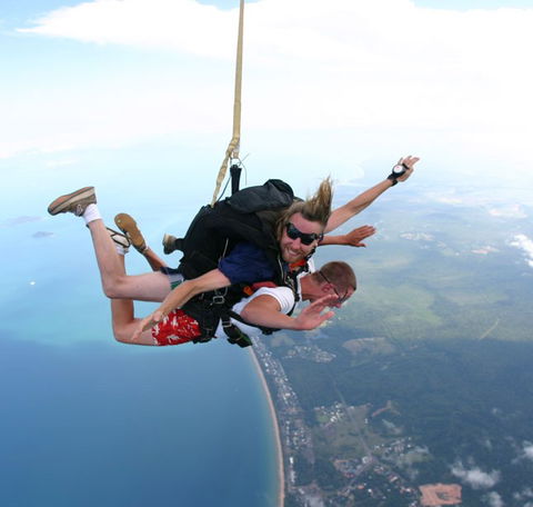 Jump The Beach Cairns - Attractions Melbourne 1
