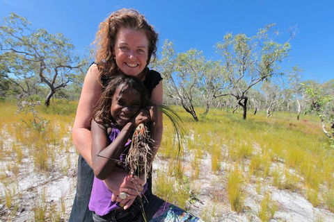 Gay-Wu Woman's 5 Day Yolngu Homeland Tour - Attractions Melbourne 1