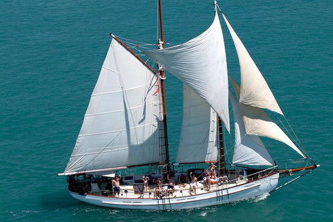 Whitehaven Beach Sailing And Snorkeling Cruise - Attractions Melbourne 5