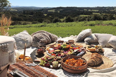 A Picnic In Byron Bay - Attractions Melbourne 0