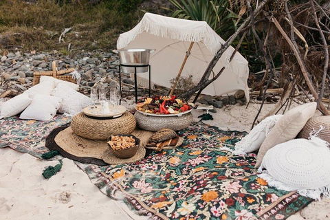 A Picnic In Byron Bay - Attractions Melbourne 3