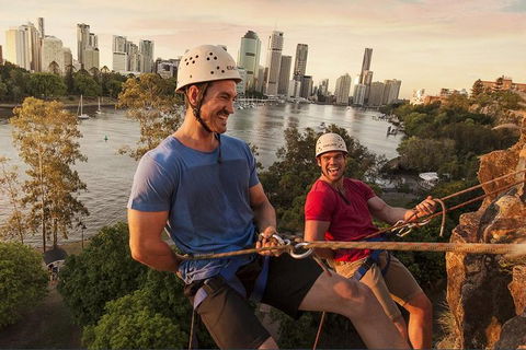 Abseiling The Kangaroo Point Cliffs In Brisbane - Attractions Melbourne 5