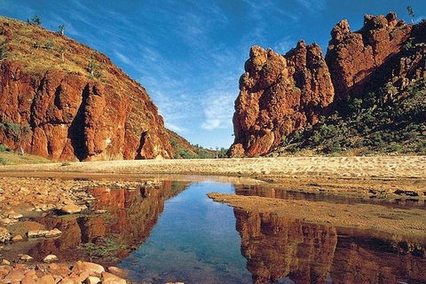Alice Springs, Uluru Ayers Rock & Kings Canyon 8 Days Touring Package - Attractions Melbourne 4